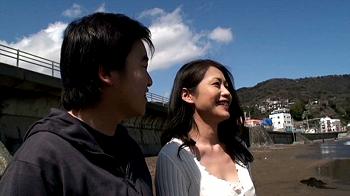 [友田真希]温泉地熱海で明かされる母と息子の禁断の真実