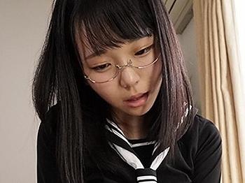 【稲場るか】男子に乳首責めやフェラチオする制服メガネサキュバス！中出しセックスで勃起肉棒をハメて気持ち良くなっちゃう！
