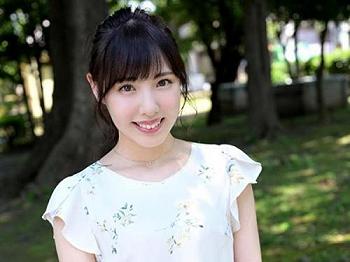 《清楚系》AV女優になるって決めた美少女がおまんこにゴム無しチンポを生ハメセックス