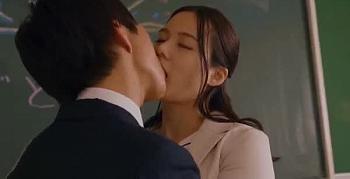 [吉高寧々]卒業と同時に爆発する禁断の情熱、女教師との一夜