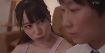 [初川みなみ]『彼女より気持ちいい?』酔った勢いで先輩の家に泊まる流れになり一晩中エッチ