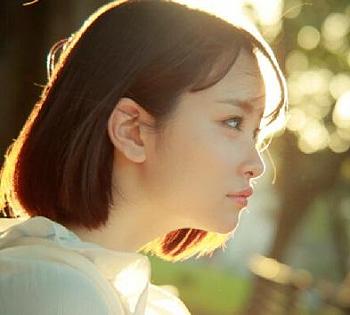 18歳無垢な純白美少女が巨根男優とハードSEXしちゃう！？激しくガン突きされて綺麗なオッパイにザーメンぶっかけられちゃい