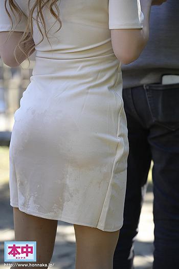 【皇ゆず】昼下がりの過ち、スレンダー美女上司と中出し調教