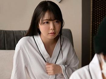 【百瀬あすか】パパ活で娘の美少女友達に淫乱な乳首舐めしちゃう！中出しセックスしてバックでエロマンコを突いちゃう！