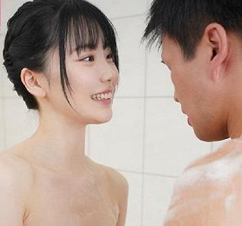 色白で透明化のある美肌の超美少女がソープ嬢に挑戦しちゃう！？艶めかしいプレイでたっぷりサービスしちゃいました！【石川澪】