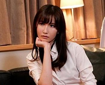 スタイル抜群の巨乳女上司がノーパンで部下を説教しちゃう！？出張相部屋でパコっちゃいました！【天川そら】