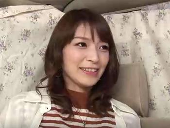 【淫乱人妻×アナル舐め】電マ責めに体をくねらせ悶えてしまう！他人棒と繋がるとお尻を突き出し感じちゃうｗ