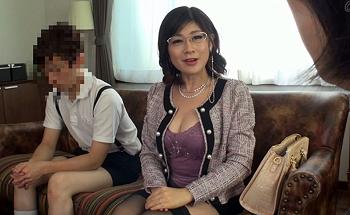 色白GカップのＰ●Ａ熟女が悪ガキ生徒会から集団輪姦でハメられまくり…心は嫌がっていてもご無沙汰だったオメコは若いち●ぽに