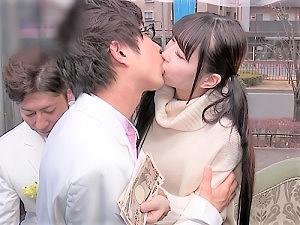 【マジックミラー号】彼氏がマジックミラーの向こうにいる状況でイケメンとSEXしてしまうツインテール女子！【素人ナンパ】