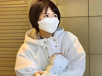 【素人ナンパ】マスク取っても激カワな清楚美女！『彼氏に怒られる…』と言いつつ彼氏を裏切って潮撒き散らし痙攣絶頂♡＜企画＞