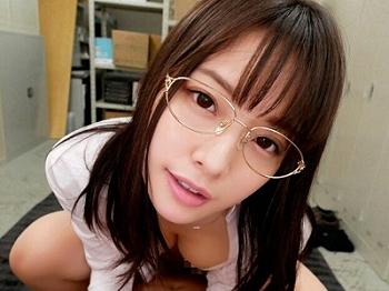 [八木奈々]『私はあなたが好き…』深夜残業中の禁断の告白