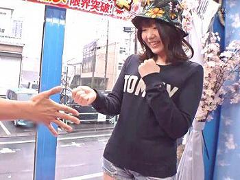 【マジックミラー】お花見中の黒髪美少女JDが野球拳に挑戦するエロ企画！巧みに脱がされたお姉さんの赤面羞恥セックス！