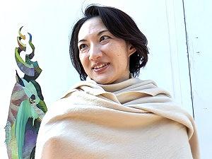 【人妻ナンパ】そんな事まで聞くんですか//夫と営みがなくセックスレスだと白状したデカ尻な美熟女が騎乗位やバックで突かれる