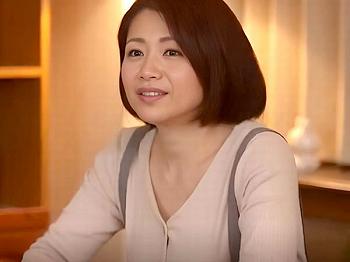 ＜友達の母＞息子の同級生の肉便器調教でメス奴隷堕ち…エロ巨乳な人妻熟女が羞恥な背徳不倫で痙攣し大量潮吹き＜乳首舐め手コキ